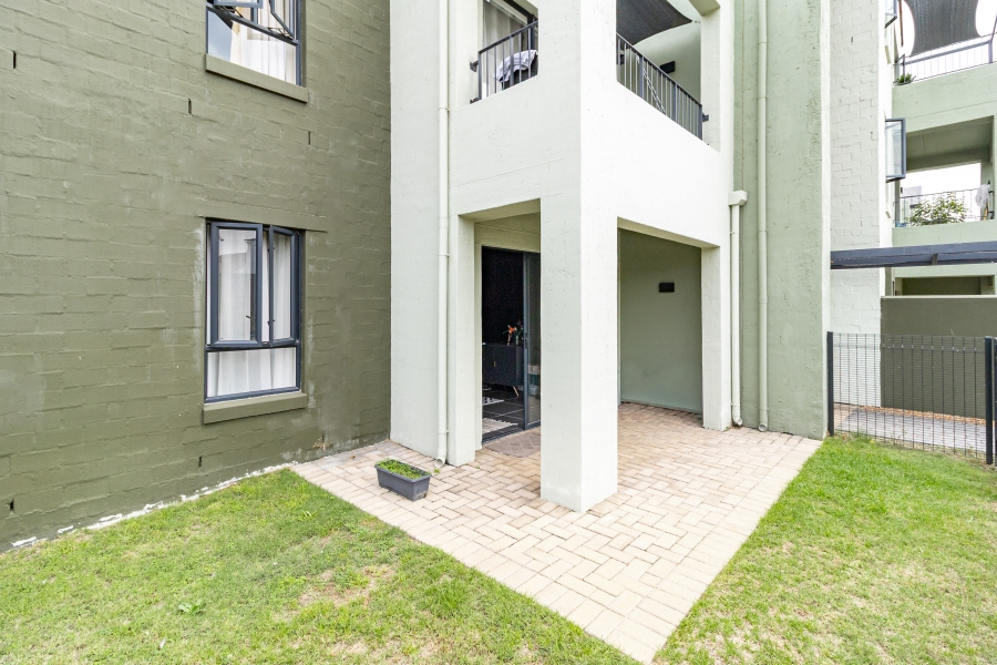 1 Bedroom Property for Sale in Jakarandas Western Cape